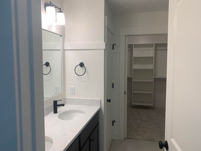 12573 Riverton Road, Grand Haven, MI 49417