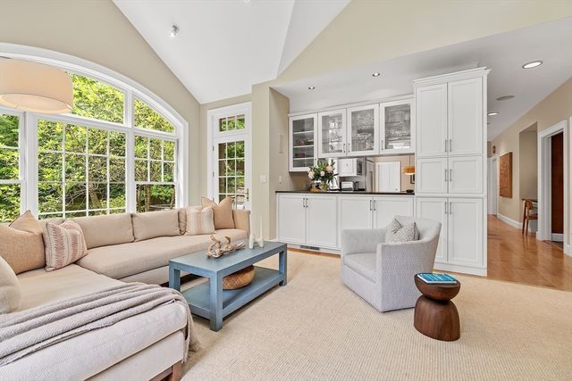 171 Hobart Road, Newton, MA 02459