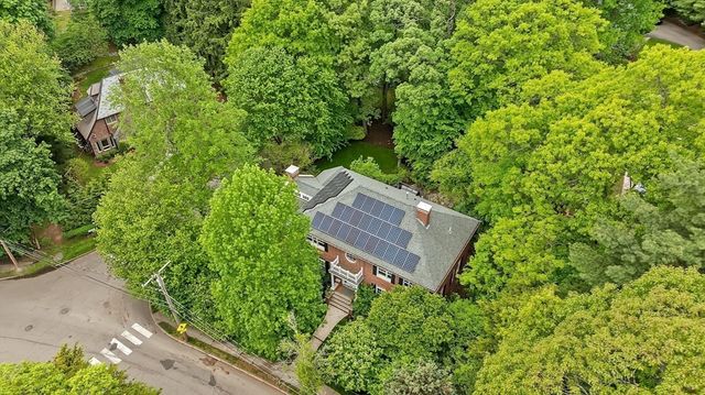 171 Hobart Road, Newton, MA 02459