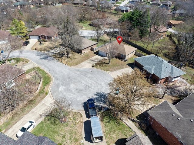 206 N Hightower Avenue, Nixa, MO 65714