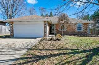 206 N Hightower Avenue, Nixa, MO 65714