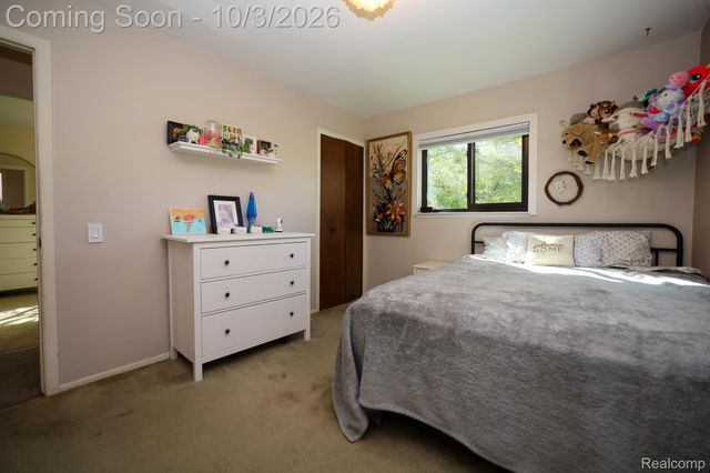 1205 Ennest Boulevard, White Lake Charter Township, MI 48386