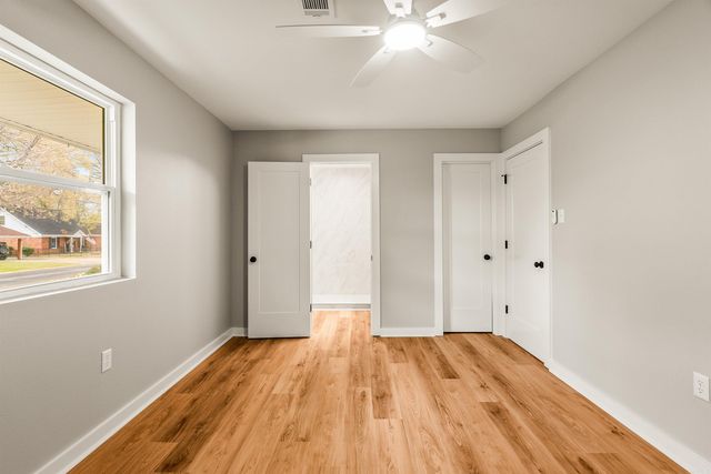 1310 Sunset Drive, Conway, AR 72034