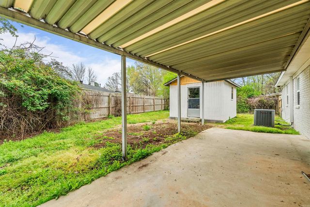 1310 Sunset Drive, Conway, AR 72034