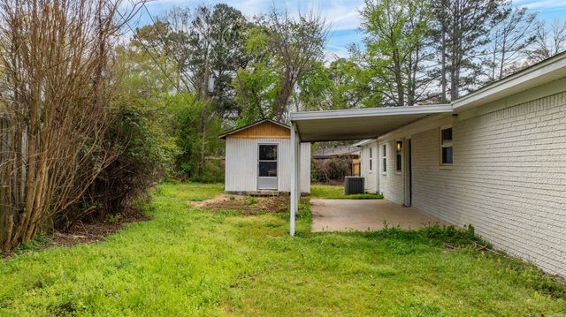 1310 Sunset Drive, Conway, AR 72034