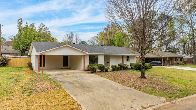 1310 Sunset Drive, Conway, AR 72034