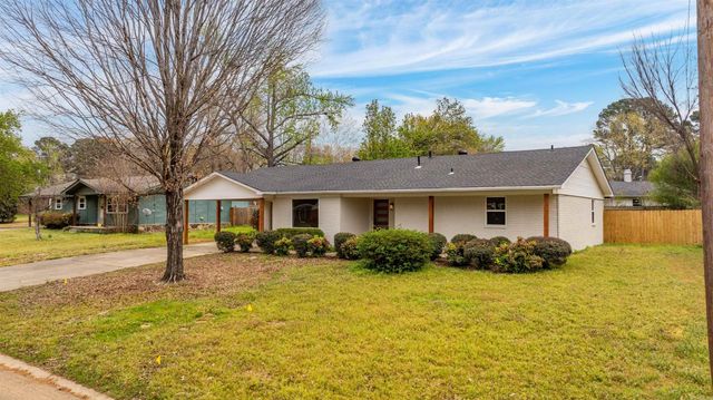 1310 Sunset Drive, Conway, AR 72034