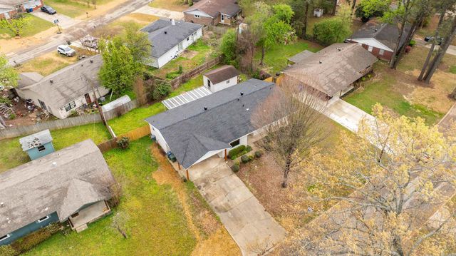 1310 Sunset Drive, Conway, AR 72034