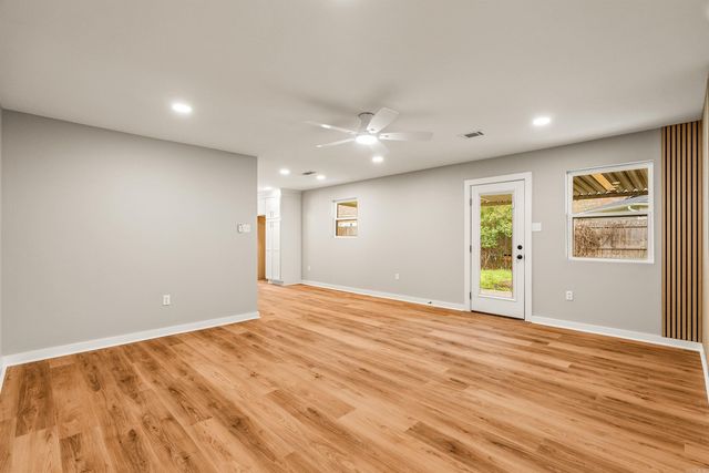 1310 Sunset Drive, Conway, AR 72034
