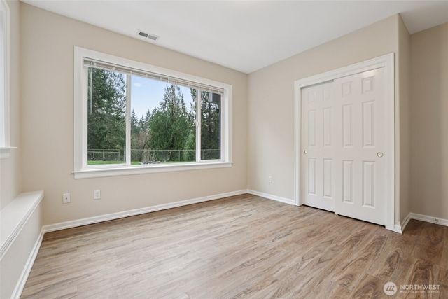 36121 79th Avenue S, Roy, WA 98027