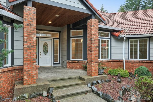 36121 79th Avenue S, Roy, WA 98027