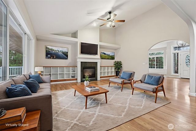 36121 79th Avenue S, Roy, WA 98027