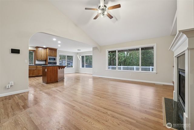 36121 79th Avenue S, Roy, WA 98027