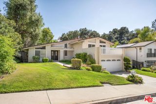 22840 Sparrowdell Drive, Calabasas, CA 91302