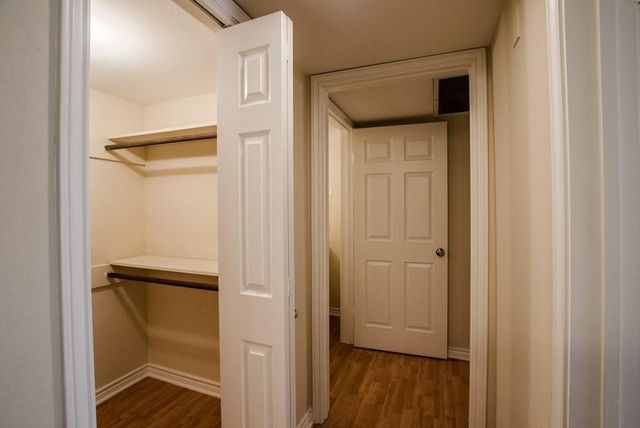 3500 Tangle Brush Drive 93, The Woodlands, TX 77381