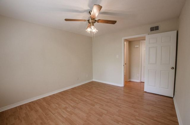 3500 Tangle Brush Drive 93, The Woodlands, TX 77381