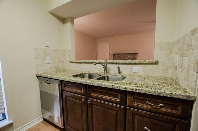 3500 Tangle Brush Drive 93, The Woodlands, TX 77381