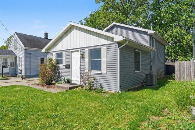 2051 Michael Avenue, Wyoming, MI 49509