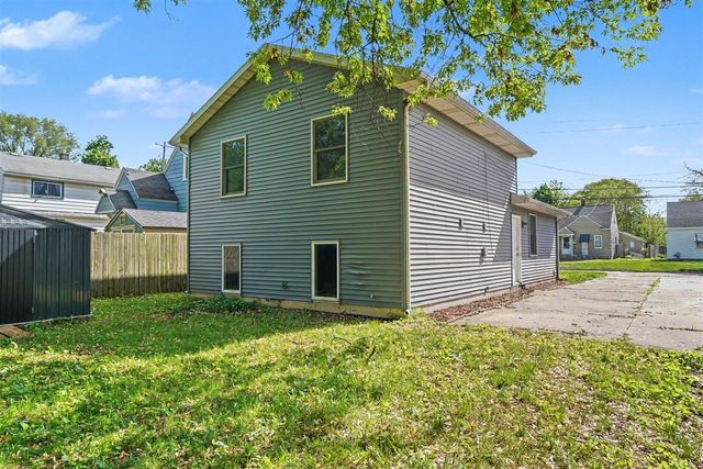 2051 Michael Avenue, Wyoming, MI 49509