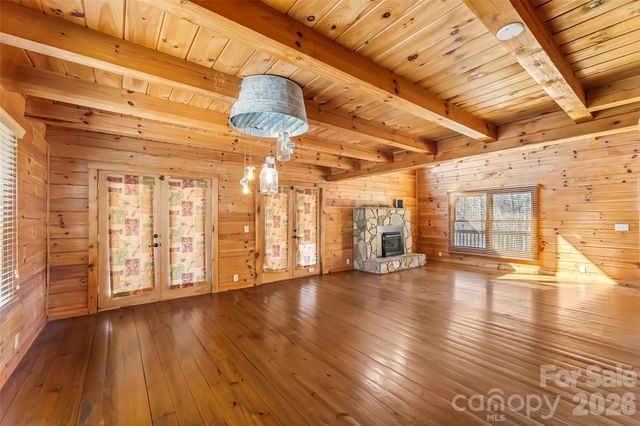 460 Cascades Parkway, Nebo, NC 28761