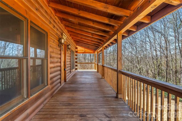 460 Cascades Parkway, Nebo, NC 28761