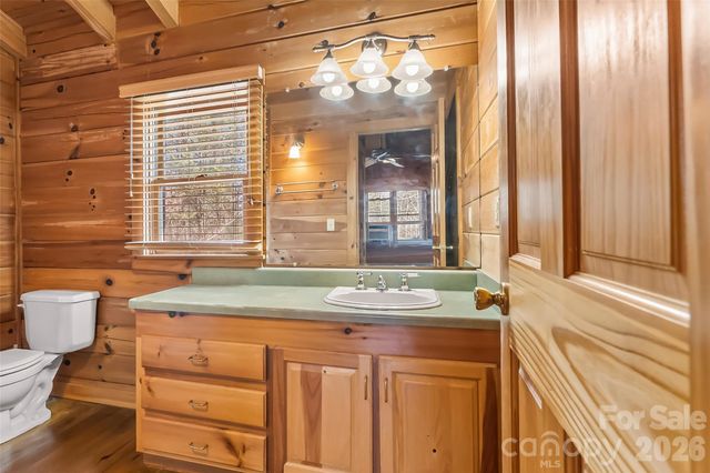 460 Cascades Parkway, Nebo, NC 28761