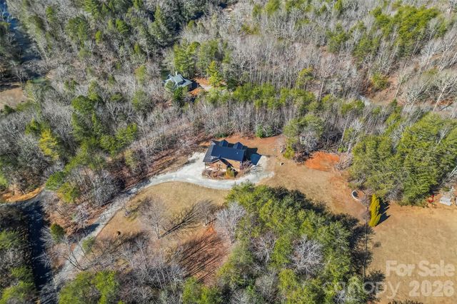 460 Cascades Parkway, Nebo, NC 28761