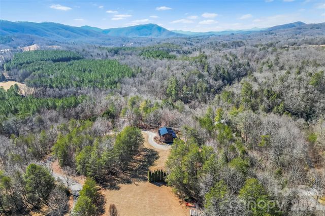 460 Cascades Parkway, Nebo, NC 28761