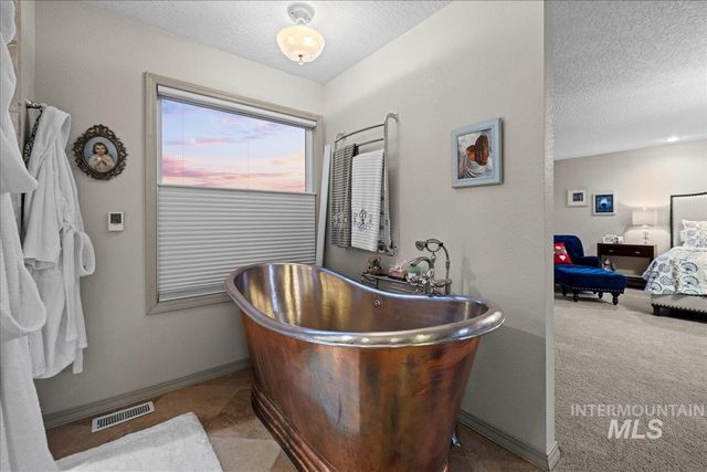 11485 Lewis Ln, Nampa, ID 83686