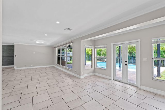 9200 SW 51st Place, Cooper City, FL 33328