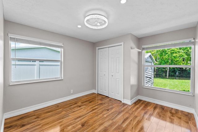 9200 SW 51st Place, Cooper City, FL 33328