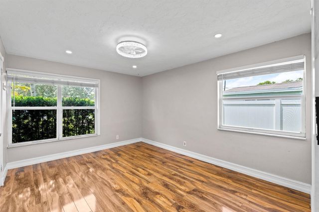 9200 SW 51st Place, Cooper City, FL 33328