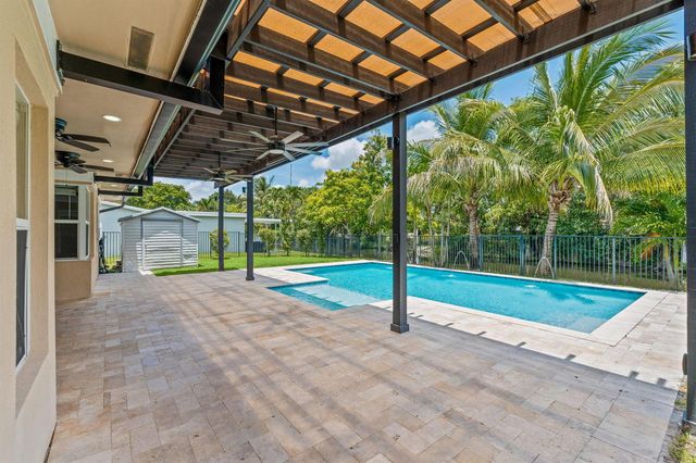 9200 SW 51st Place, Cooper City, FL 33328