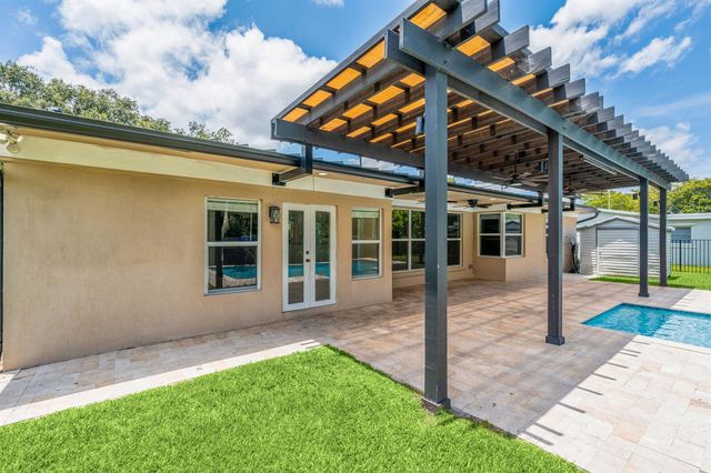 9200 SW 51st Place, Cooper City, FL 33328