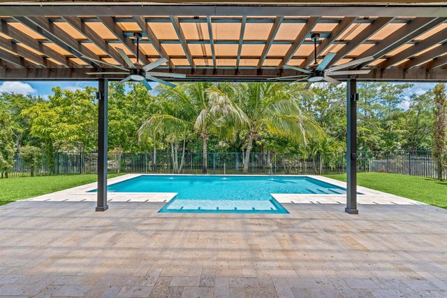 9200 SW 51st Place, Cooper City, FL 33328