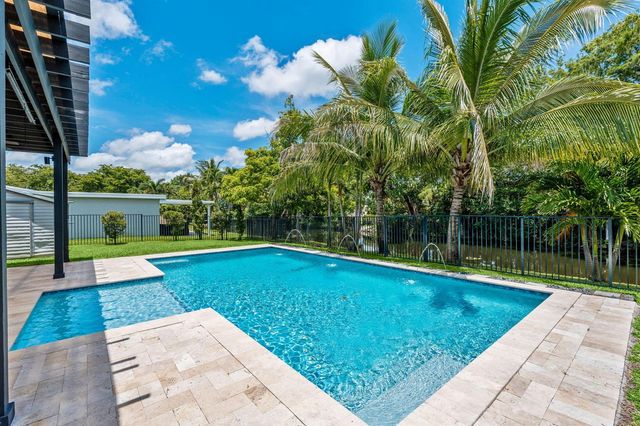 9200 SW 51st Place, Cooper City, FL 33328
