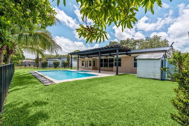 9200 SW 51st Place, Cooper City, FL 33328