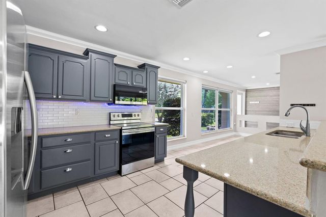 9200 SW 51st Place, Cooper City, FL 33328