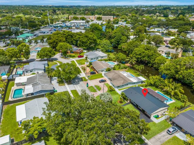 9200 SW 51st Place, Cooper City, FL 33328