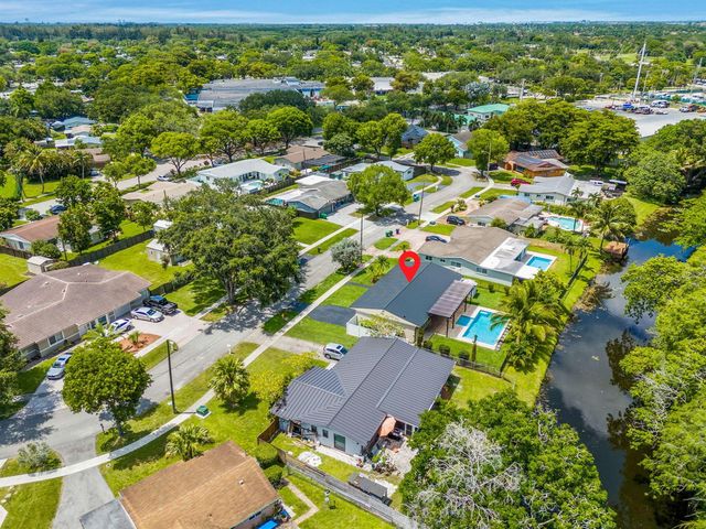 9200 SW 51st Place, Cooper City, FL 33328