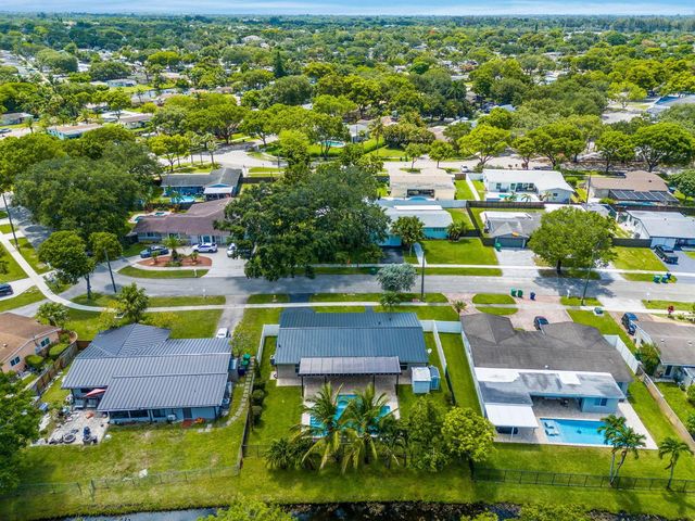 9200 SW 51st Place, Cooper City, FL 33328