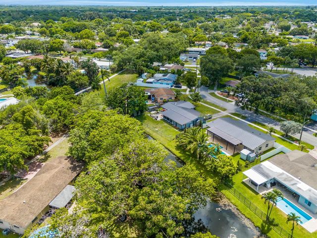 9200 SW 51st Place, Cooper City, FL 33328