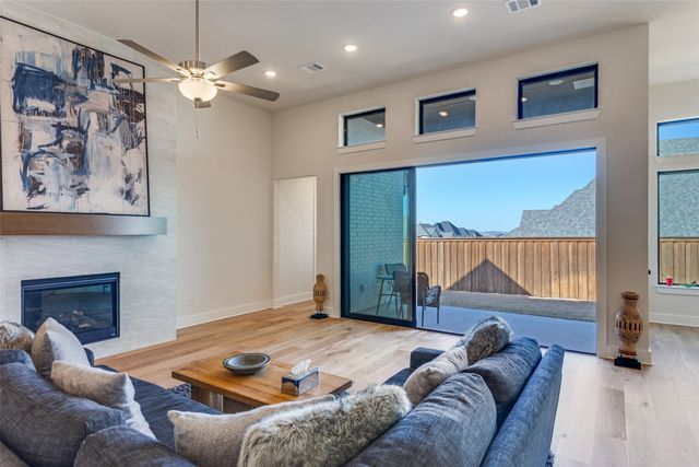 14440 Overlook Park Drive, Fort Worth, TX 76008