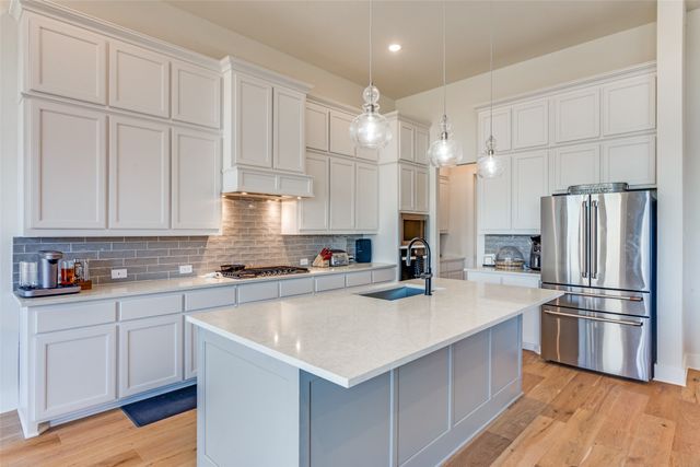 14440 Overlook Park Drive, Fort Worth, TX 76008