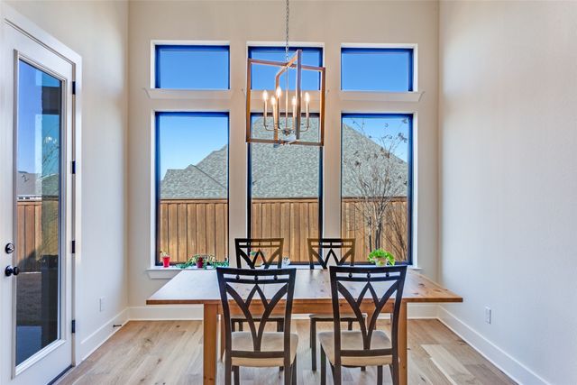 14440 Overlook Park Drive, Fort Worth, TX 76008