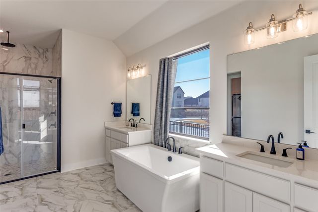 14440 Overlook Park Drive, Fort Worth, TX 76008