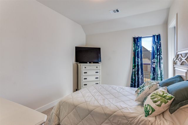 14440 Overlook Park Drive, Fort Worth, TX 76008