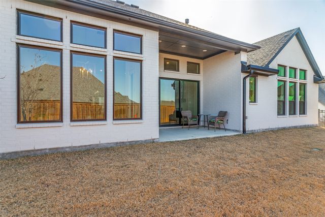 14440 Overlook Park Drive, Fort Worth, TX 76008