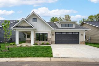 1869 Vintage Lane, Liberty, MO 64068