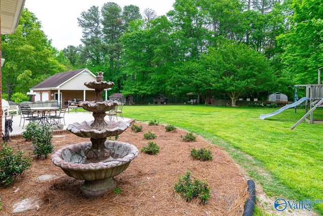 1102 Vines Drive NE, Hartselle, AL 35640